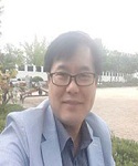 Prof. Seongah Chin